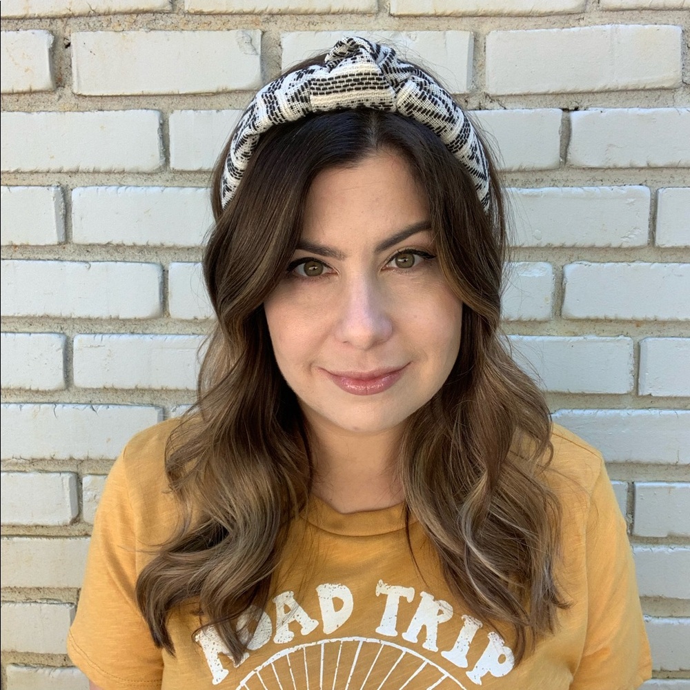 Tribal Print Turban Knot Headband - White - Picture 3 of 8